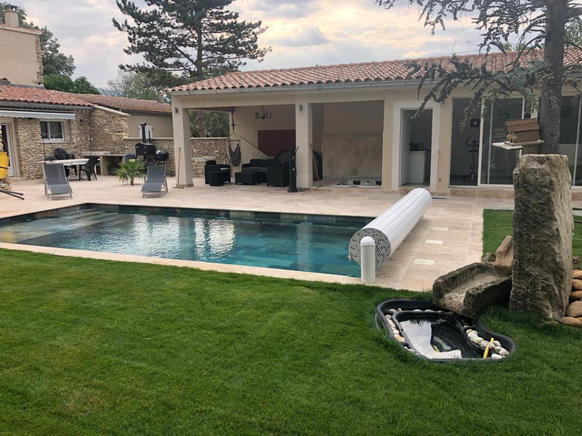 Au Milieu Des Piboules De Provence. Villa L'Isle-sur-la-Sorgue Luaran gambar